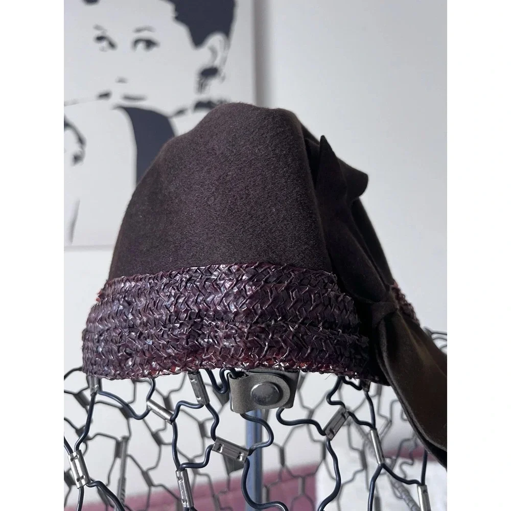 Vintage Brown Felt Pillbox‎ Hat Woven Straw Trim Bow Detail Retro Church Derby